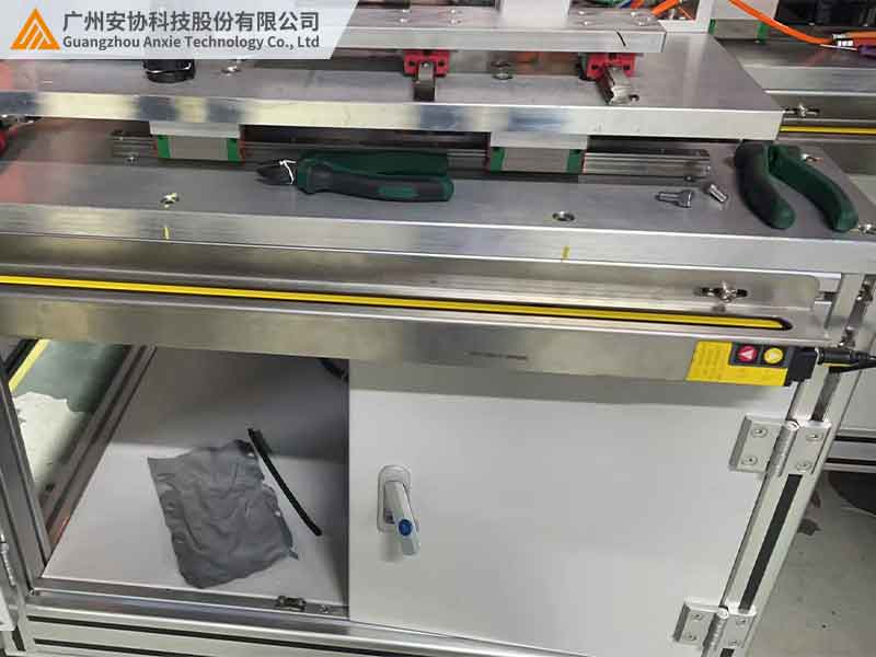 單邊光柵如何防止強光干擾
