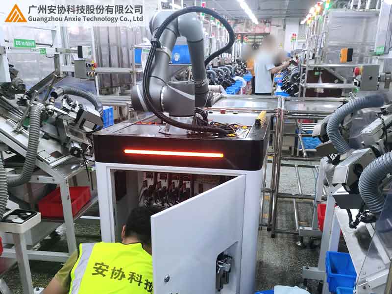 機械臂測高安全光柵應用解析